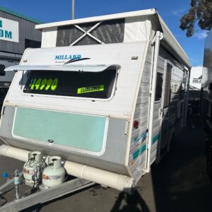 2001 Millard Endeavour 16' Pop Top with 2 Berth Club Lounge