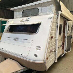 2002 Jayco Heritage 18' Off Road Pop Top with 2 Berth - Tandem Axle