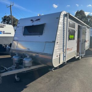 2011 Golden Eagle Hunter 22' Touring 2 Berth - Angle Kitchen