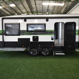 2023 Crusader Musketeer Aramis 20'3 Luxury 2 Berth Shower and Toilet