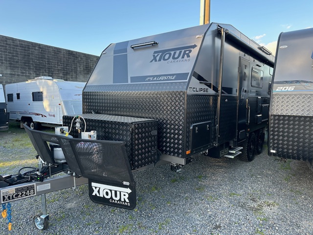 2024 XTour Eclipse 23'6 Family Bunk Beds with Ensuite - Tandem Axle