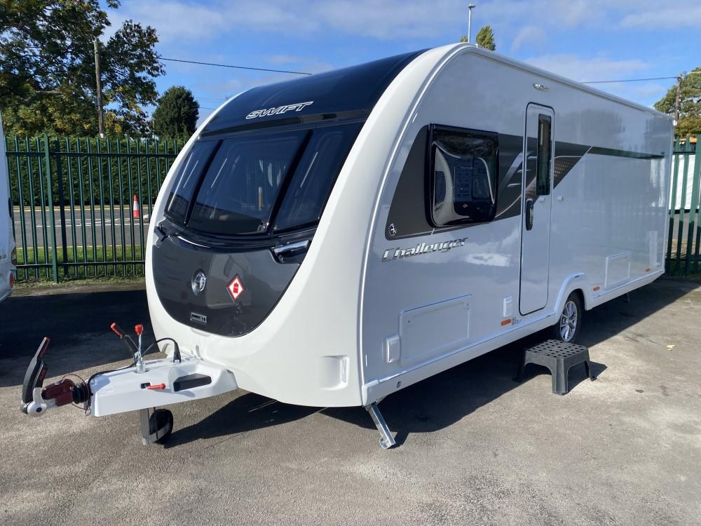 Swift Challenger 580 (2022) Touring Caravan For Sale |Swift Challenger 580 (2022) Caravan Dealer - Image 7