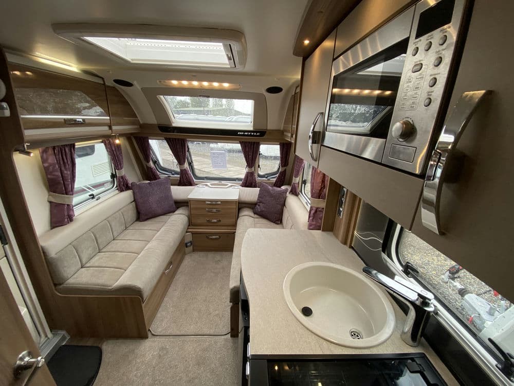 Swift Challenger 560 (2018) Touring Caravan For Sale | - Image 6