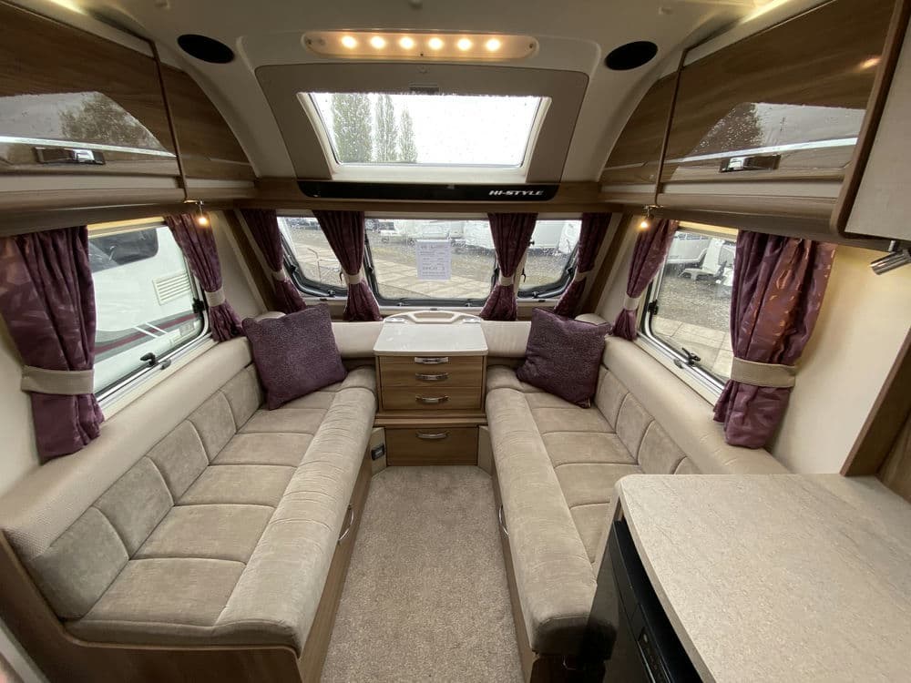 Swift Challenger 560 (2018) Touring Caravan For Sale | - Image 7