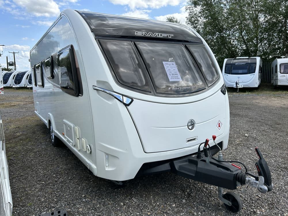 Swift Challenger 565 (2018) Touring Caravan For Sale Now - Image 4