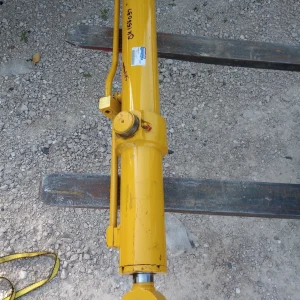 Komatsu Hydraulic Cylinder 4002816M Ships To Commercial Address Only New