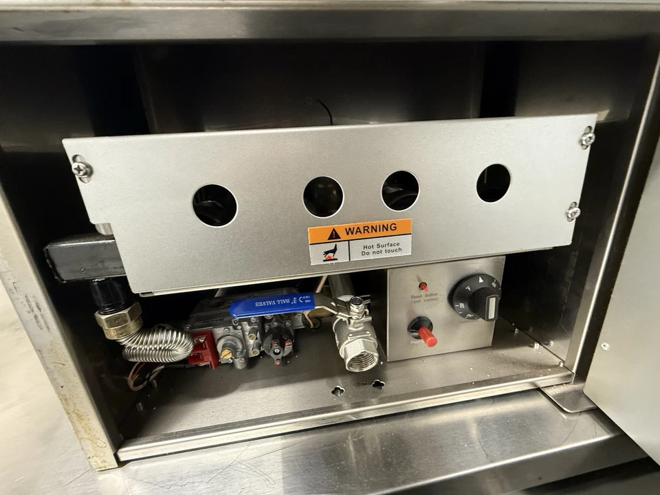 TURNKEY 2022 8.5 FT. WIDE X 14FT w/ PRO FIRE SUPPRESSION CONCESSION TRAILER - Image 10