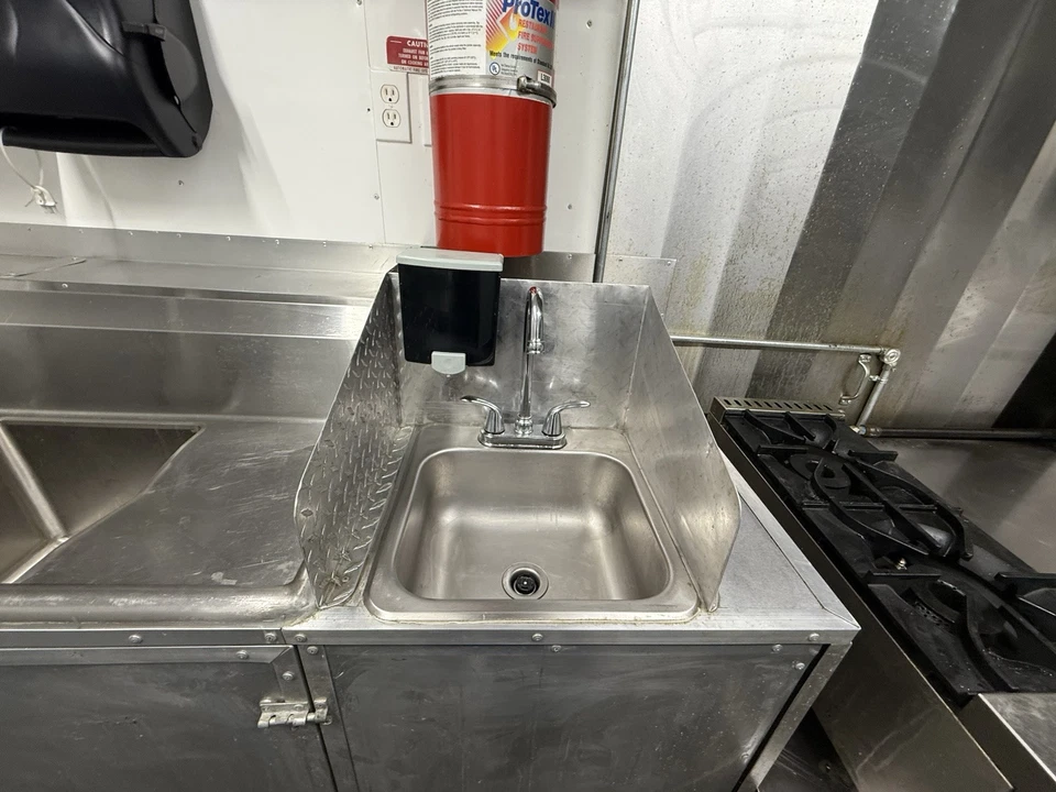 TURNKEY 2022 8.5 FT. WIDE X 14FT w/ PRO FIRE SUPPRESSION CONCESSION TRAILER - Image 17