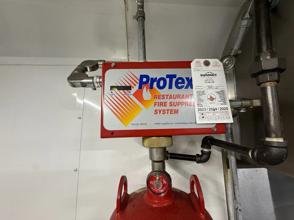 TURNKEY 2022 8.5 FT. WIDE X 14FT w/ PRO FIRE SUPPRESSION CONCESSION TRAILER - Image 18