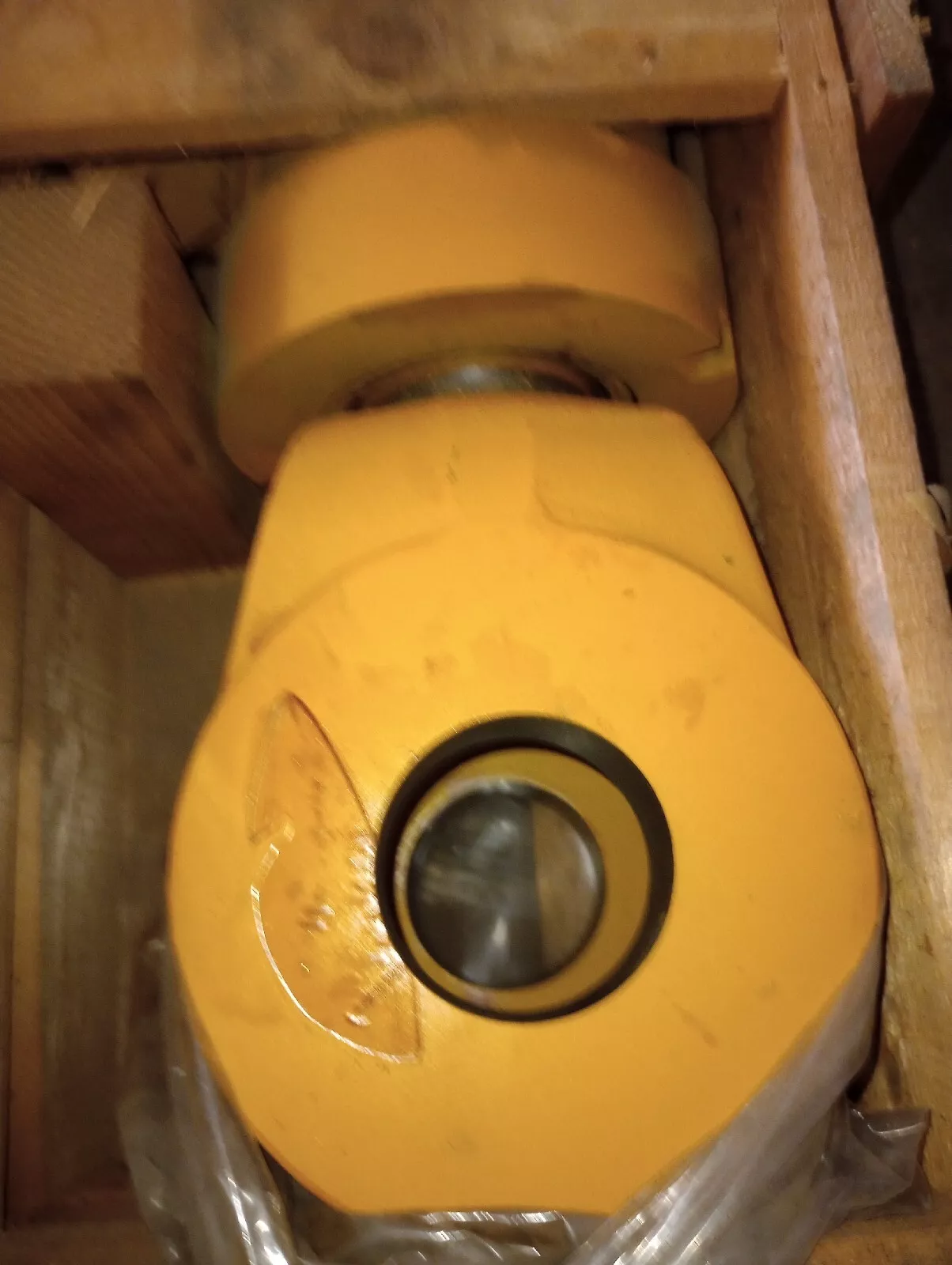 Komatsu 385-10233031 Cylinder Boom Assembly New - Image 2