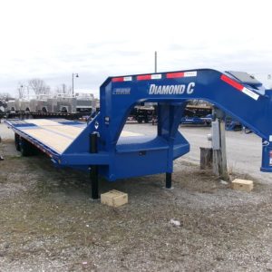2025 Diamond C FMAX210 HDT 102"x 32' 25k Hydraulic Dovetail Gooseneck Trailers Stock #296003 - Spencer Trailers