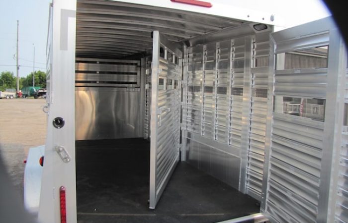 2023 Adams Trailers 16′ All Aluminum Stock Trailer - Image 4