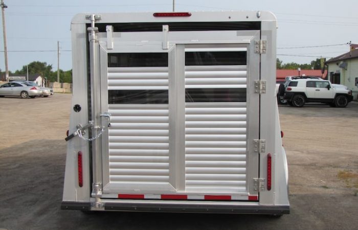 2023 Adams Trailers 16′ All Aluminum Stock Trailer - Image 9